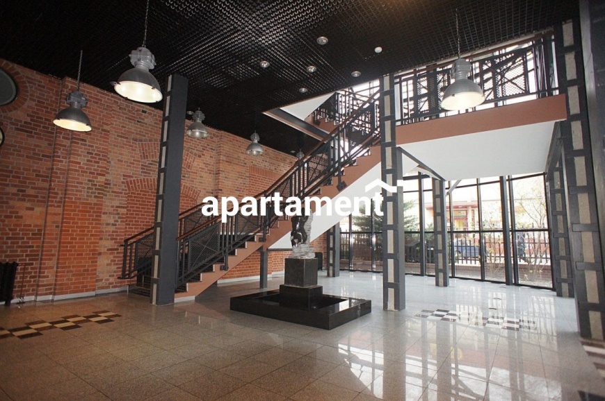 Apartament z m. parkingowym - Loft.